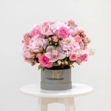 PINK FLOWERS ARRANGEMENT